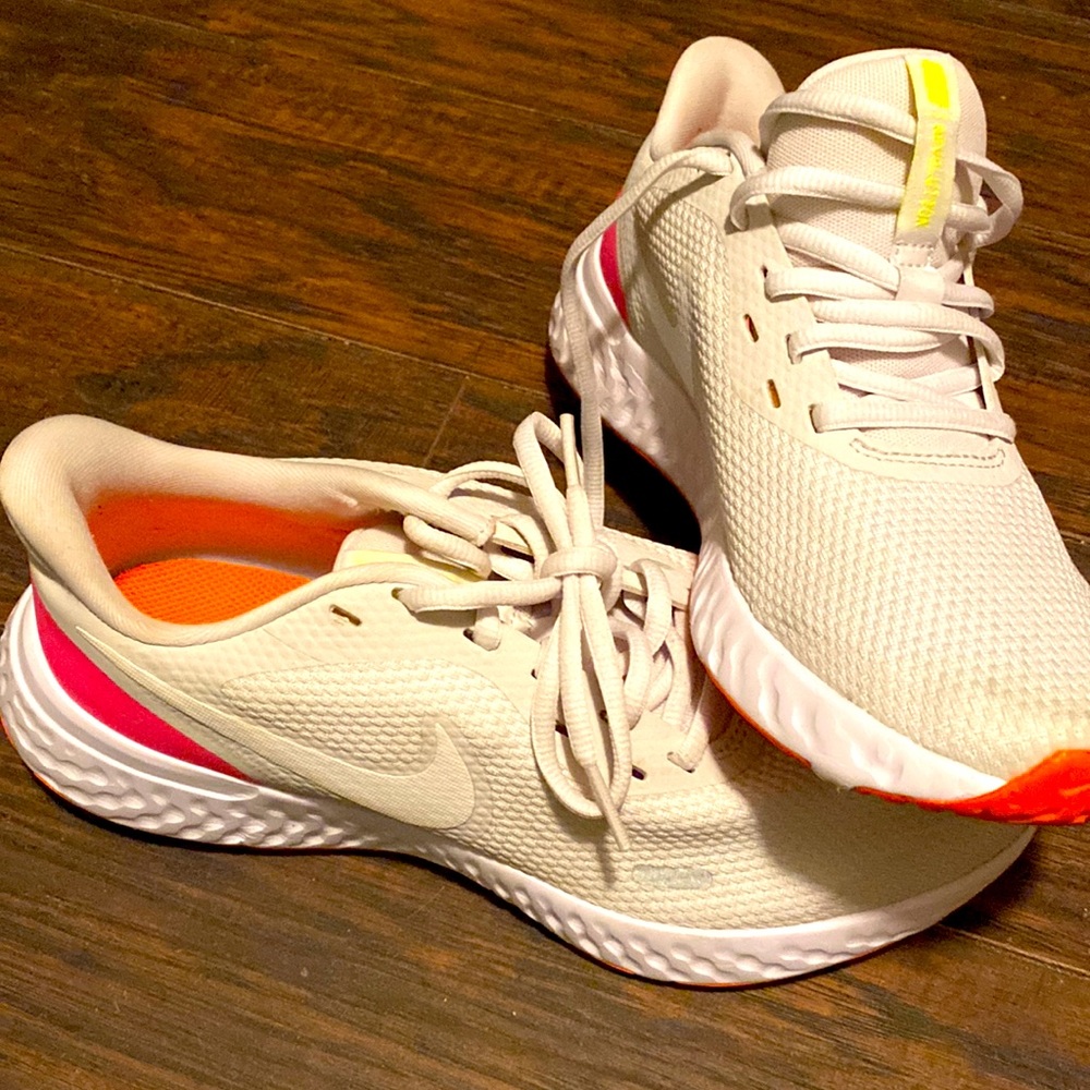 Nike 7.5